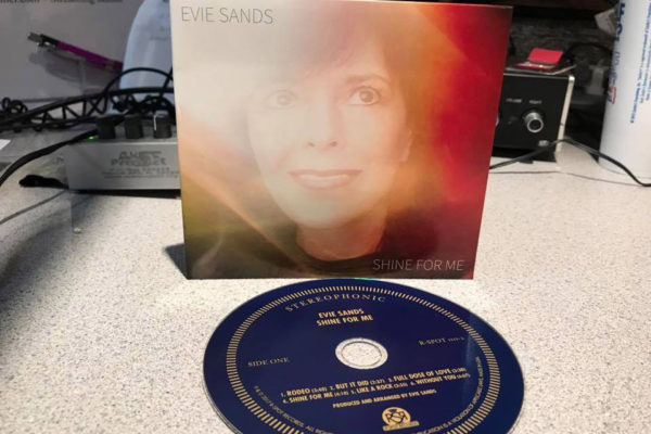 Evie-CD&cover-being-played-on-WMEL,-FL-4.22