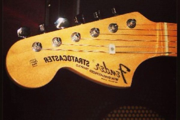 Strat Headstock-IMG_6275 copy